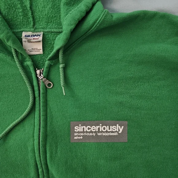 Bundle XL Stephen Amell F*ck Cancer Tshirt & Sinceriously Green Arrow Zip Hoodie - Picture 5 of 10
